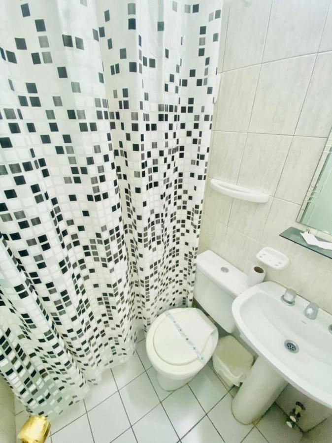 Hotel Tandil Puerto Madryn Eksteriør bilde