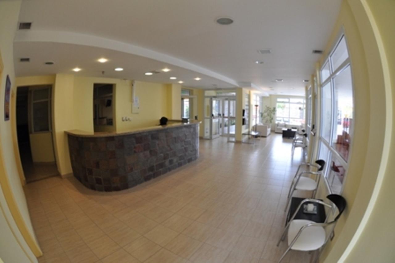 Hotel Tandil Puerto Madryn Eksteriør bilde